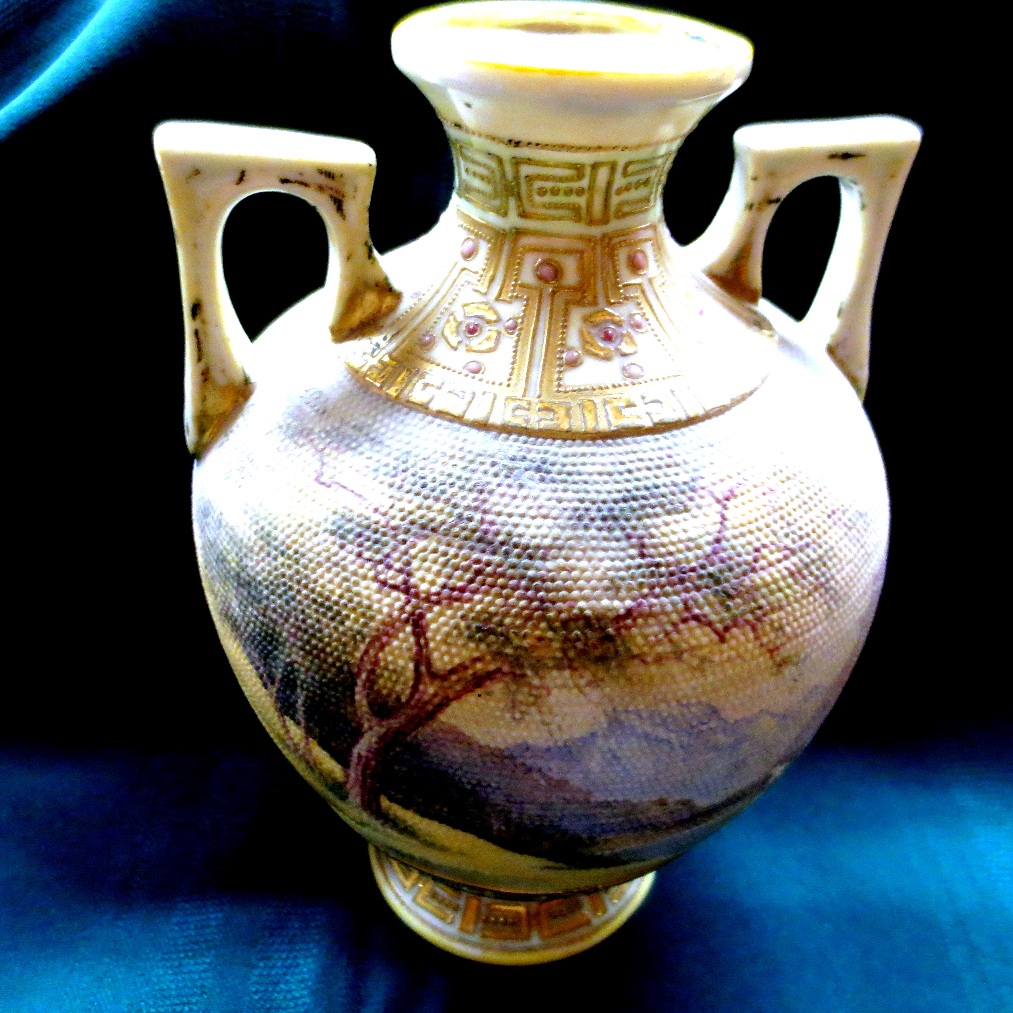 Oriental Vase InstAppraisal